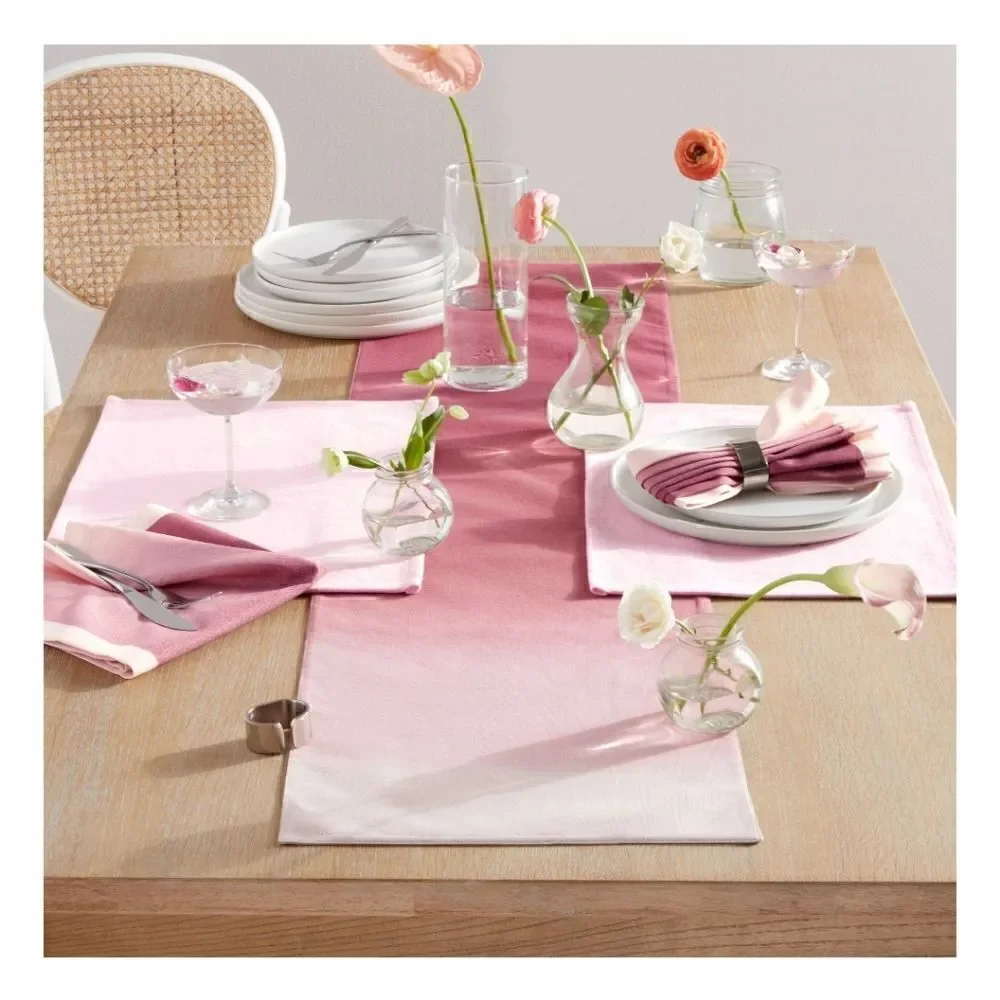 Dinning for two.Valentine's Day Table runner, placemats, napkins ring Bundle set